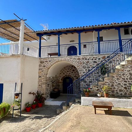 Politeika Traditional House Tiros Exterior photo