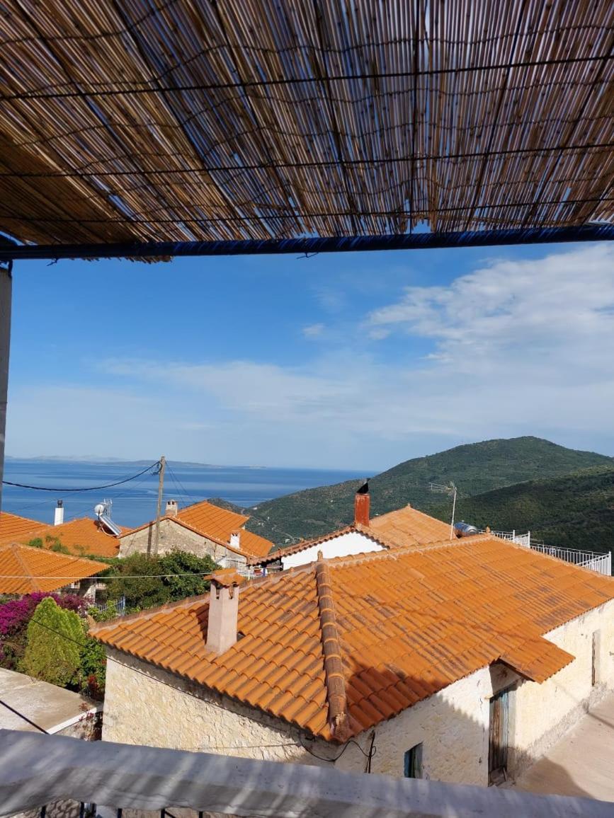 Politeika Traditional House Tiros Exterior photo